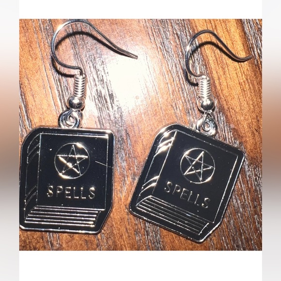 $2 SPELL BOOK EARRINGS. STAINLESS STEEL. NEW. $2 WITH ANY $10 ORDER OR MORE BUND - Picture 3 of 16